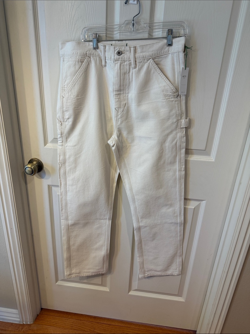 American Eagle AE77 Men's Off White Carpenter Pants Sz 32/32.  NWT. Box23